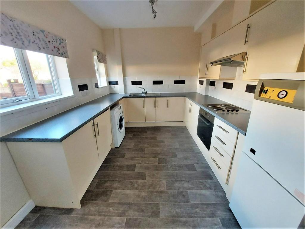 Parson Cross Road, Sheffield, S6 1JU 2 bed semidetached house £140,000