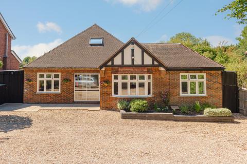 112a Reigate Road, Epsom, KT17 3BX