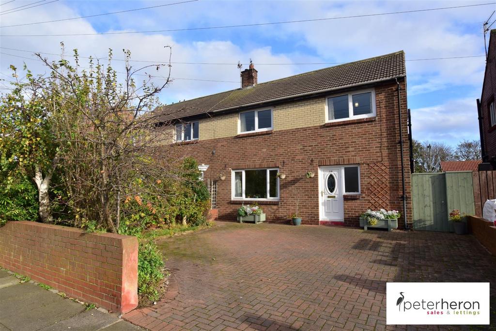 Parry Drive, Whitburn, Sunderland 3 bed semidetached house for sale £159,950