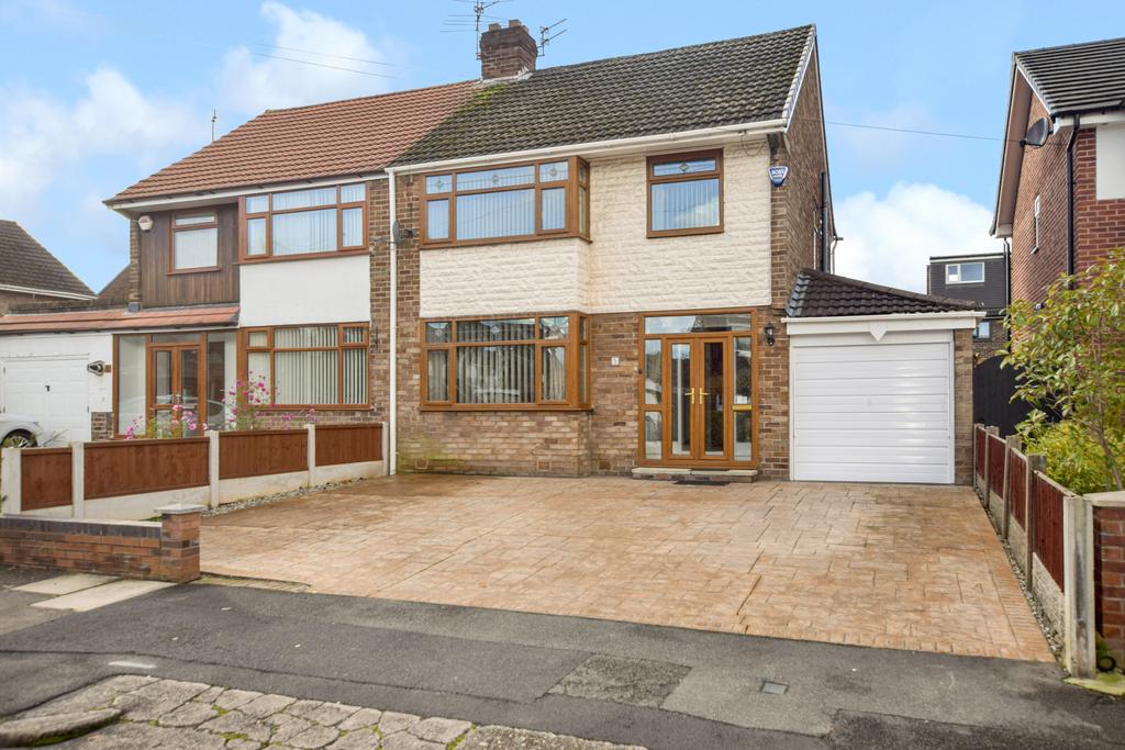 Gleneagles Drive, Farnworth, Widnes 3 bed semidetached house £240,000