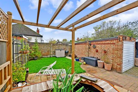37 Carlton Road, Erith, DA8 1DR