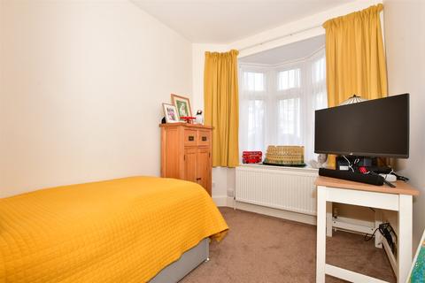 37 Carlton Road, Erith, DA8 1DR