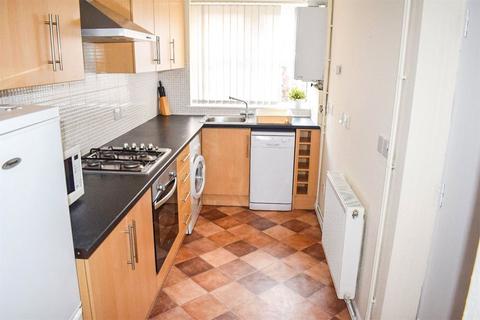 2 bedroom house to rent, Camborne Street, Rusholme, M14