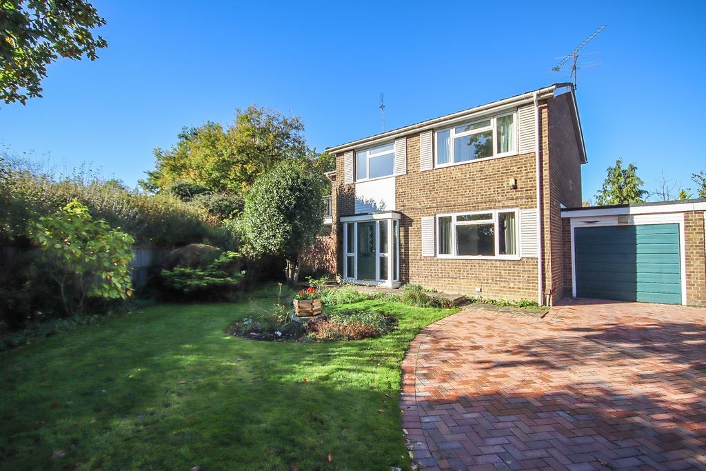 Thurlby Way, Maidenhead 4 bed detached house for sale £625,000