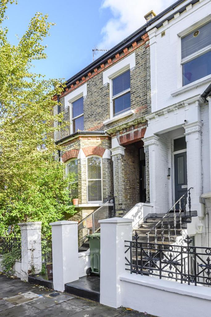 Kingsgate Road, West Hampstead 1 bed flat for sale £375,000