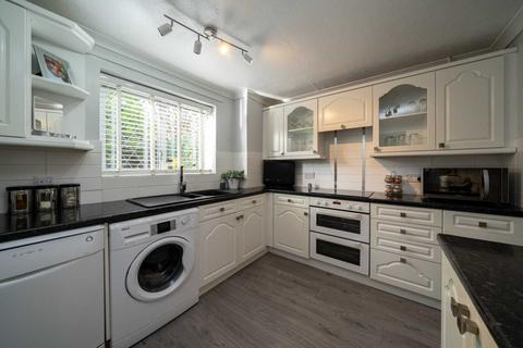 12 Gade Close, Hemel Hempstead, HP1 3LH