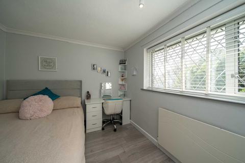 12 Gade Close, Hemel Hempstead, HP1 3LH