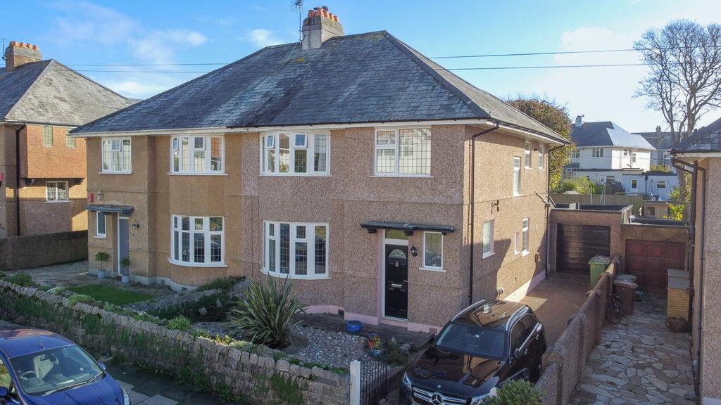 Lyndrick Road, Hartley, Plymouth, PL3 5TA 3 bed semidetached house £