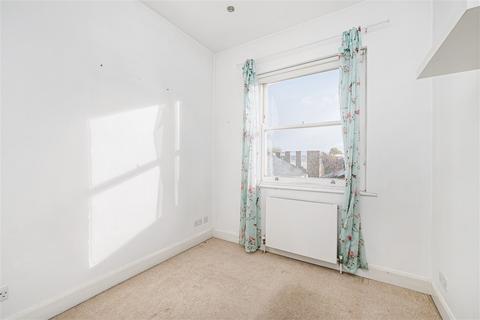 2 bedroom flat to rent, Shepherd's Bush W12 W12