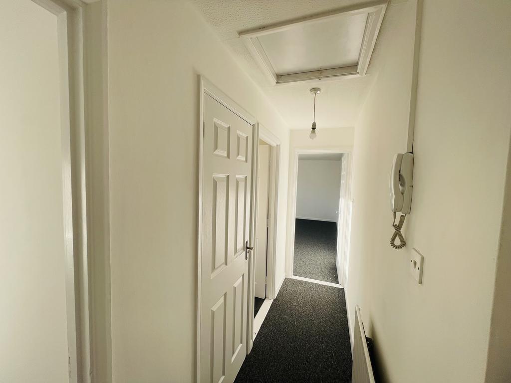 Strover Street, Gillingham ME7 Studio £650 pcm (£150 pw)