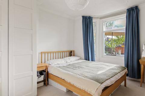 19a Clifford Gardens, London, NW10 5JE