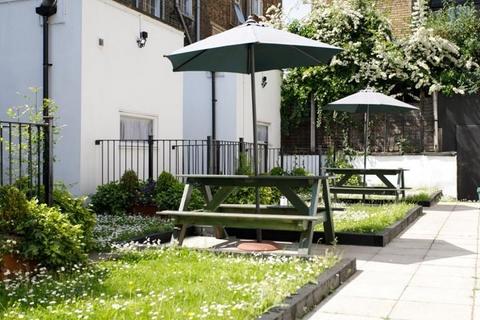Studio to rent, North Gower Street, Euston, London, NW1