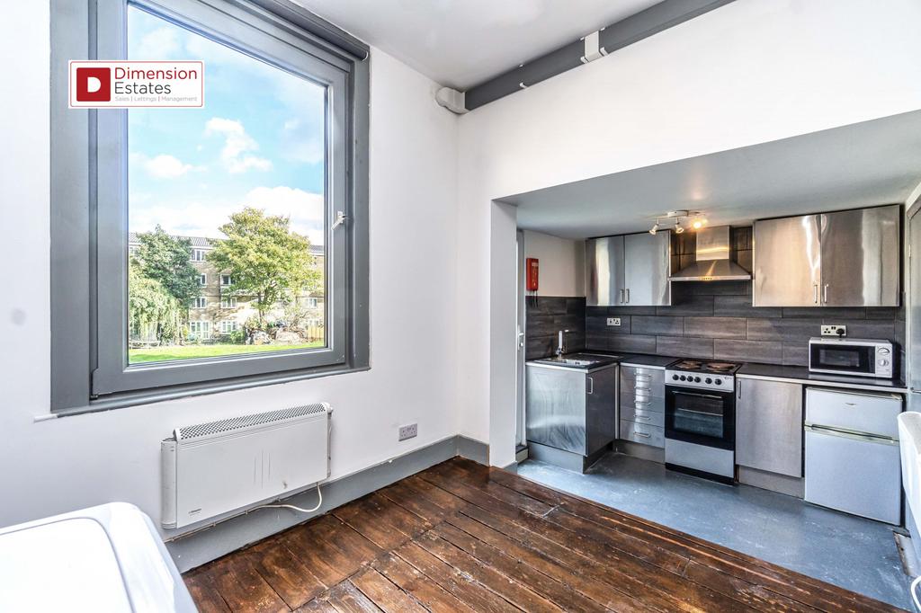 Upper Clapton Road, Upper Clapton... Studio £1,200 pcm (£277 pw)
