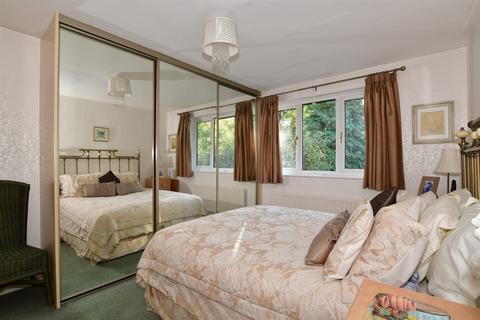 4 bedroom detached house for sale - The Spinney, Walderslade Woods, Kent
