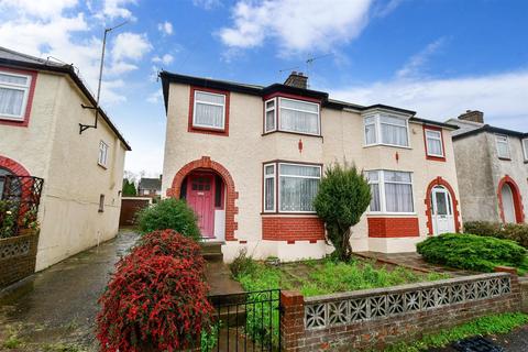 147 Colyer Road, Northfleet, Gravesend, DA11 8AZ