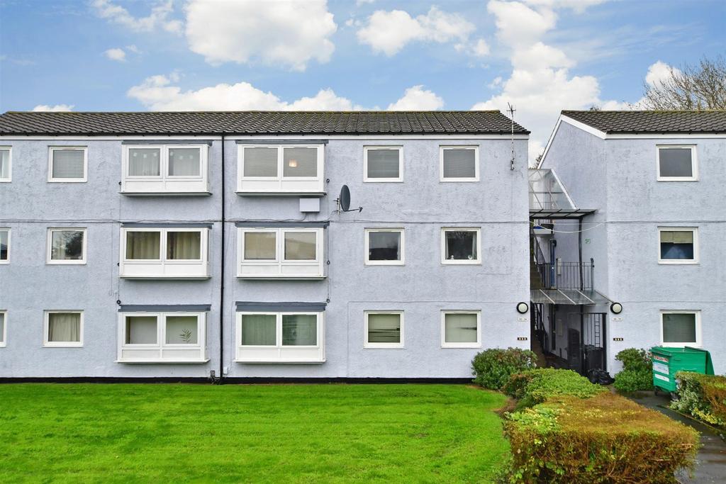 Parsons Close, Portsmouth, Hampshire 2 bed flat £170,000