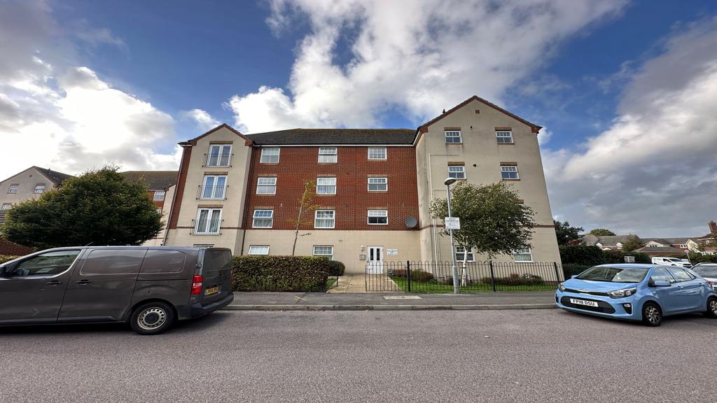 East Shore Way, Portsmouth, PO3 2 bed flat for sale £200,000