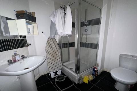 2 bedroom flat for sale - East Shore Way,  Portsmouth, PO3
