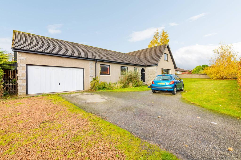 2 Dunnydeer Gardens, Insch, AB52 6NF 4 bed detached house for sale £339,950