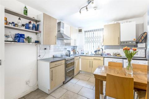 2 bedroom apartment for sale, Milligan Street, London, E14