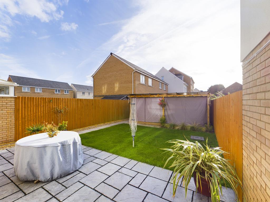 Moorland Green, Gorseinon, Swansea, SA4 4 bed townhouse £250,000