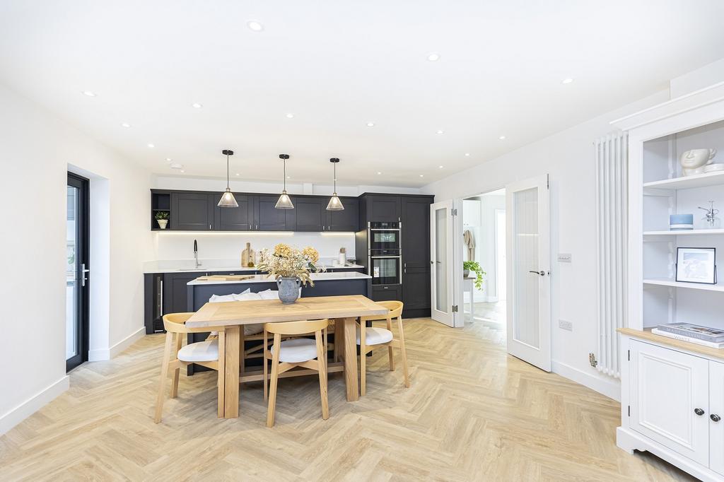 Hazel Close, Highcliffe, Dorset. BH23 4PS 3 bed detached bungalow for