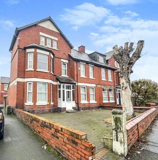 6 bedroom house to rent, Ladybarn Lane, Fallowfield, M14