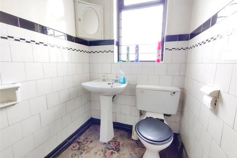 114 Repton Avenue, Oldham, OL8 4JD