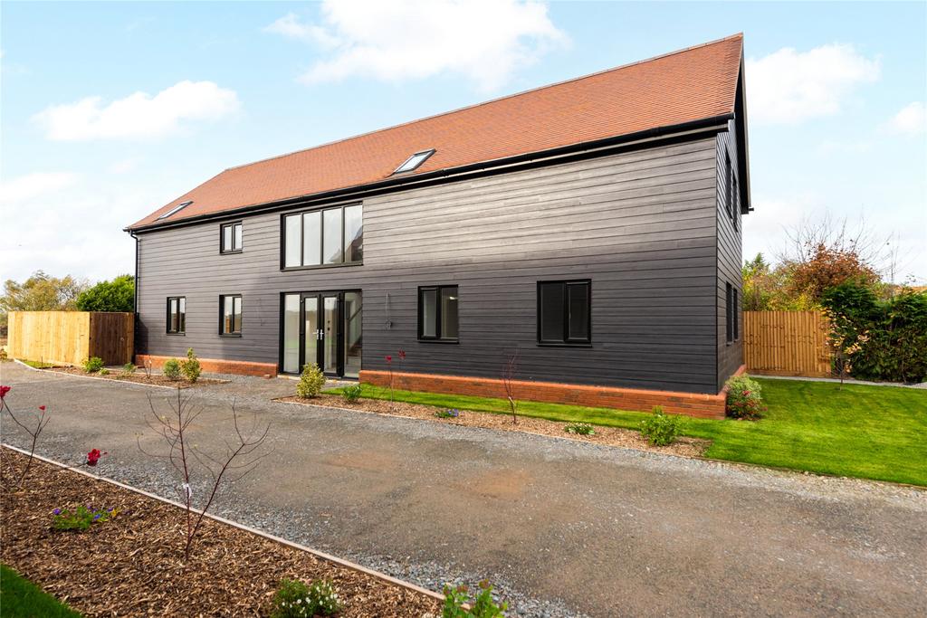 Hitchin Road, Upper Caldecote, Biggleswade, Bedfordshire, SG18 5 bed