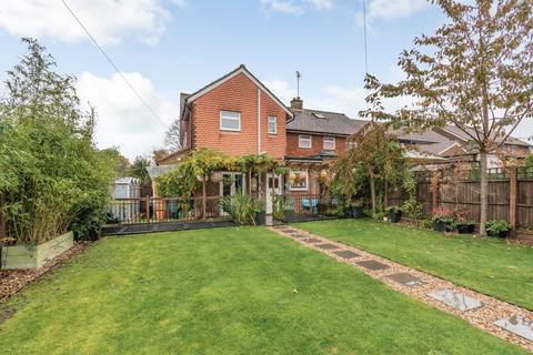 5 bedroom semi-detached house for sale - Dulwich Way, Croxley Green, Rickmansworth, WD3