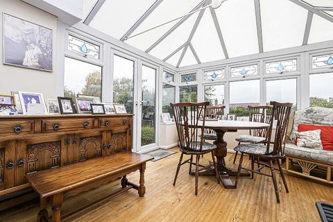 22 Green Walk, Ongar, CM5 9HR