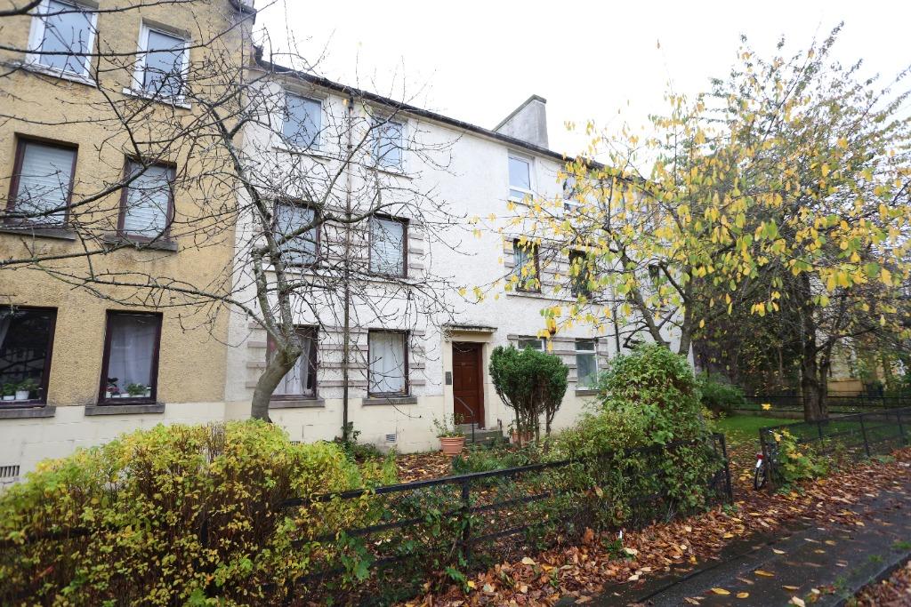 Ferry Road Avenue, Pilton, Edinburgh, EH4 3 bed flat to rent £1,095