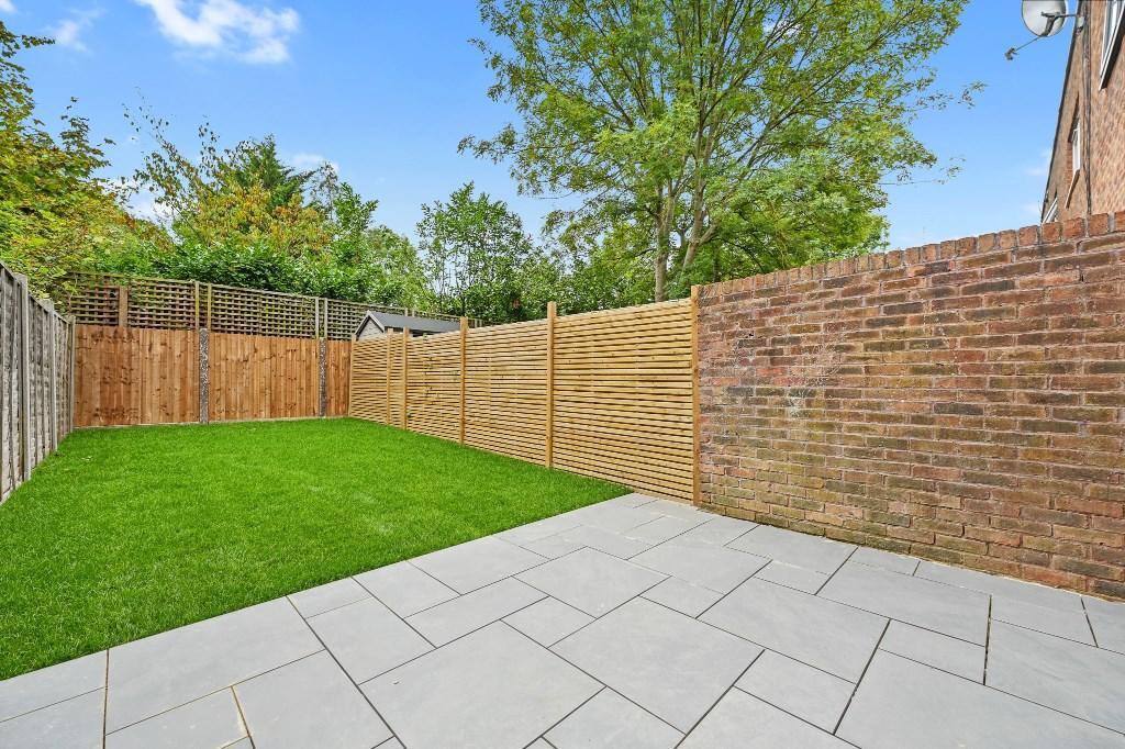 Lydford Road, London, NW2 3 bed house £2,700 pcm (£623 pw)