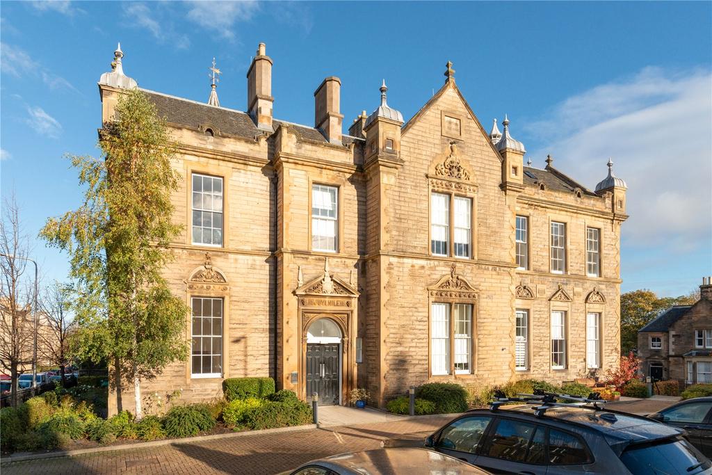 Dean Park Street, Stockbridge, Edinburgh, EH4 3 bed apartment for sale