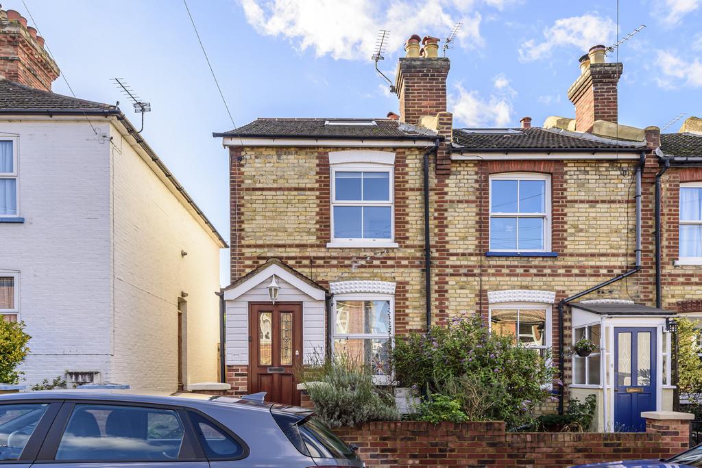 Ludlow Road, Guildford, GU2 3 bed end of terrace house £575,000