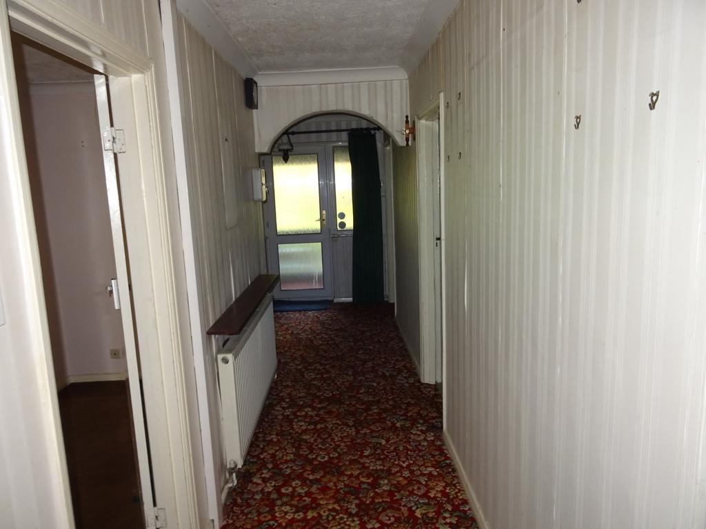 Canterbury Road, Wingham CT3 4 bed detached bungalow for sale £380,000
