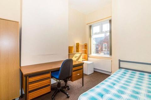 undefined, Kensington Avenue, Manchester, Greater Manchester, M14