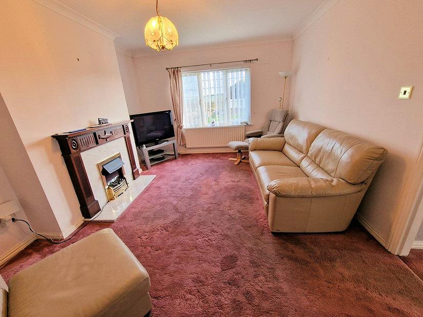 Hampton Grove, Farmhill Douglas, Douglas, Isle of Man, IM2 2 bed semi