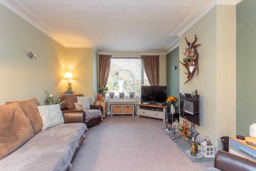 14 Downie Grove, Edinburgh, EH12 7AX 3 bed semidetached house £375,000