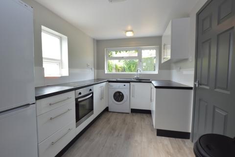 4 bedroom terraced house to rent - Bull Close Road, Norwich, NR3