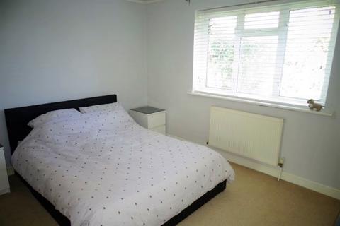 16b School Road, Ashford, TW15 2BW