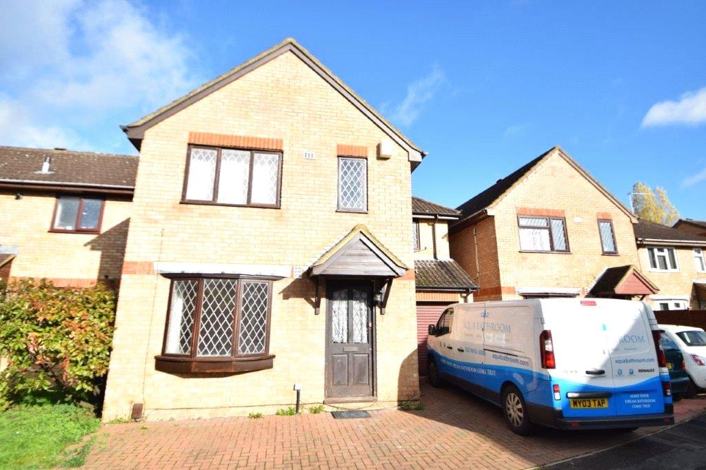 Bader Gardens, Slough, Berkshire, SL1 3 bed detached house £1,850 pcm