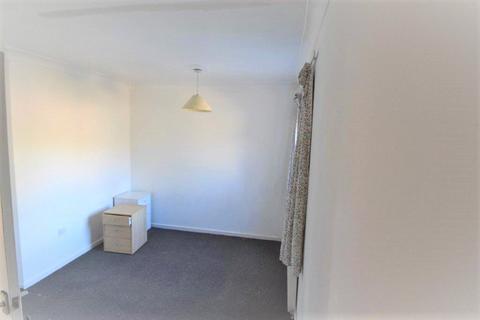 undefined, Bader Gardens, Slough, Berkshire, SL1