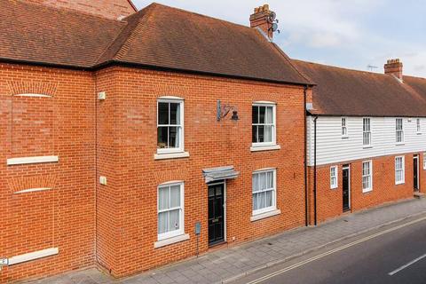 2 bedroom ground floor flat to rent, Orient Place, Canterbury