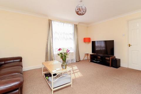 2 bedroom ground floor flat to rent, Orient Place, Canterbury