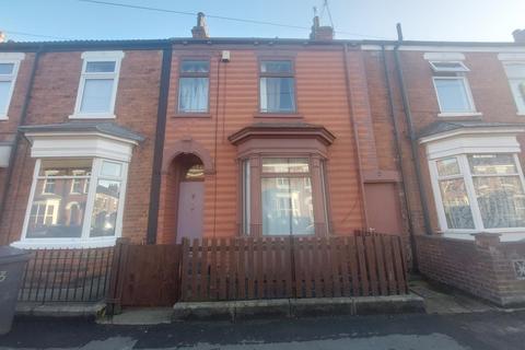 4 bedroom terraced house to rent - Thoresby Street, Hull, HU5