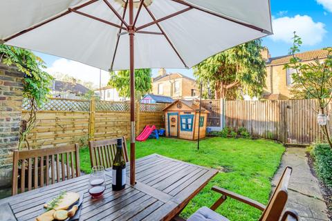 16 Hilldrop Road, Bromley, BR1 4DB
