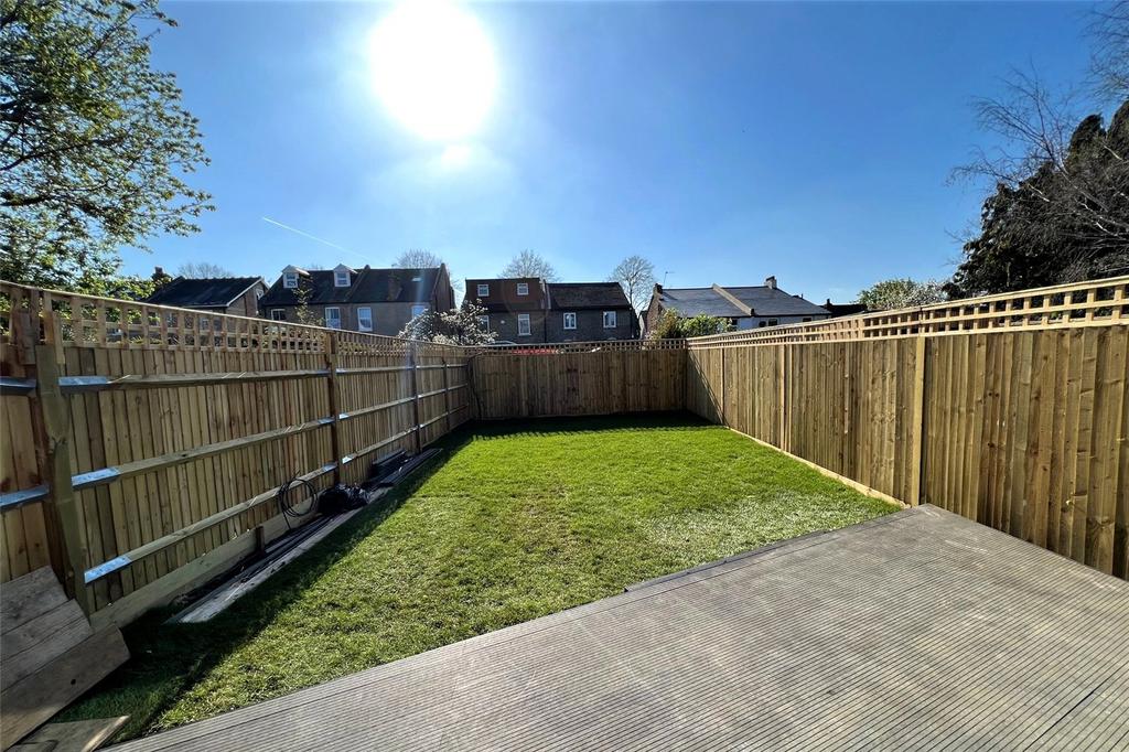 Taylor Road, Wallington, SM6 4 bed semidetached house for sale £950,000