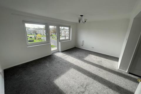 2 bedroom flat to rent, Lord Warden Avenue, Walmer CT14