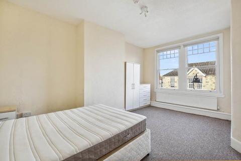 5 bedroom end of terrace house for sale, Tetherdown, London N10